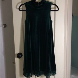 High neck Velvet Gianni Bini dress